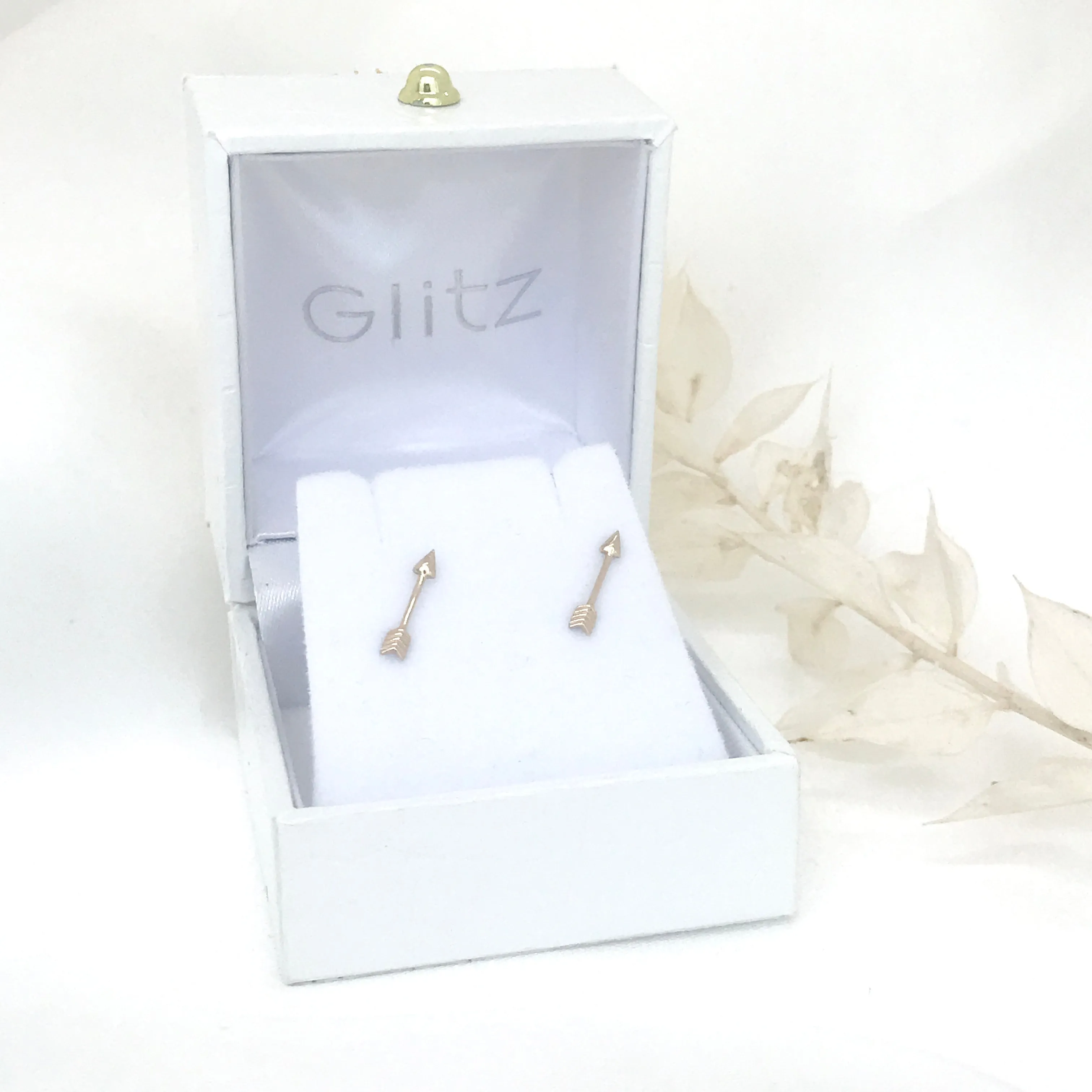 10k Gold Arrow Mini Stud Earrings