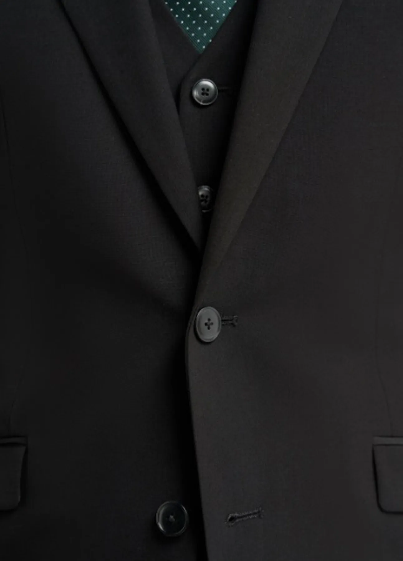 Cavani Malibu Classic Black 3 Piece Slim Fit Suit