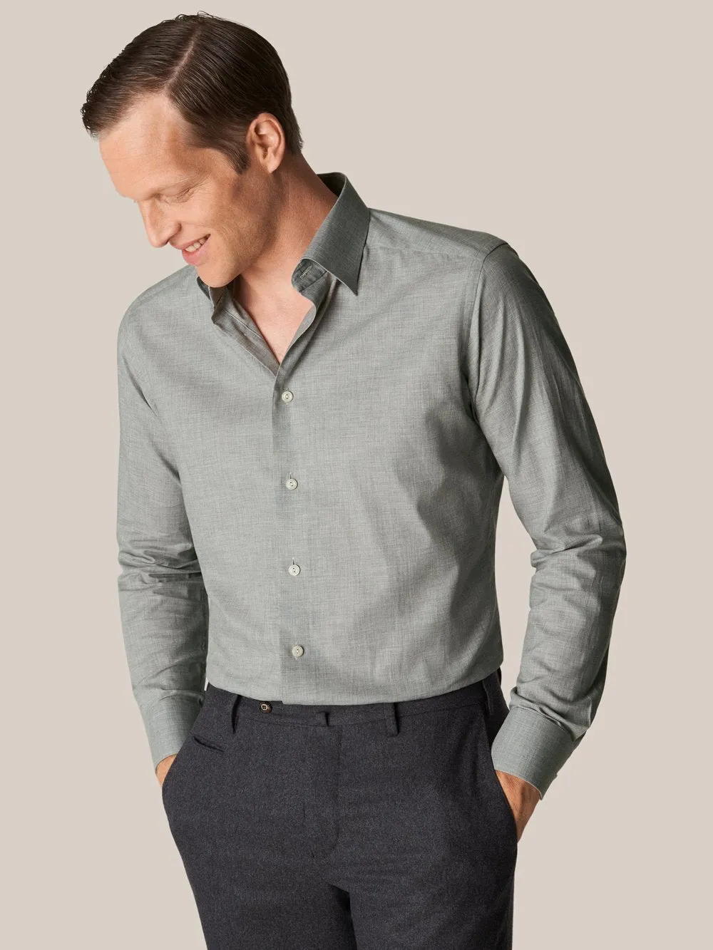 Contemporary Fit - Button Under Collar