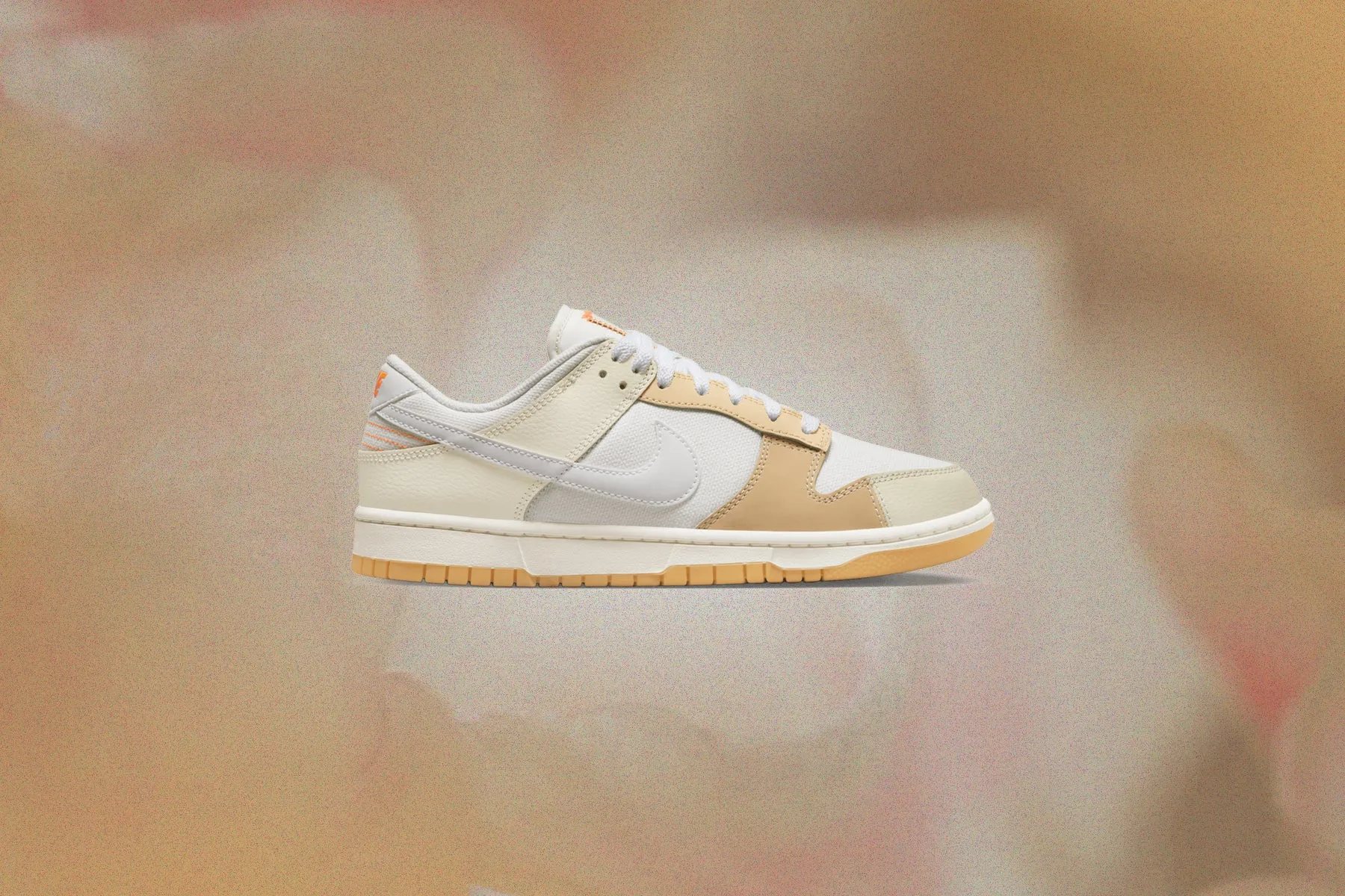 Dunk Low SE Patchwork - White/Sail/White