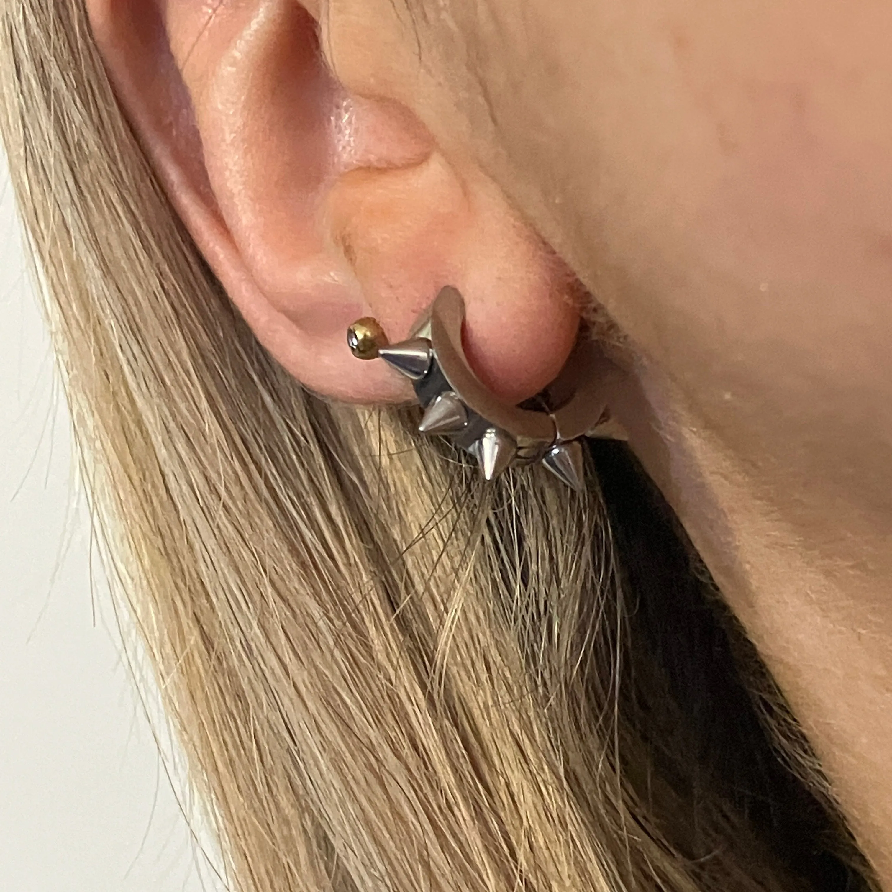 Gifts From The Crypt - Spiked Mini-Hoop Earrings