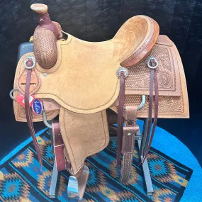 HR Saddle 15.5 Inch Signature Ranch Roper