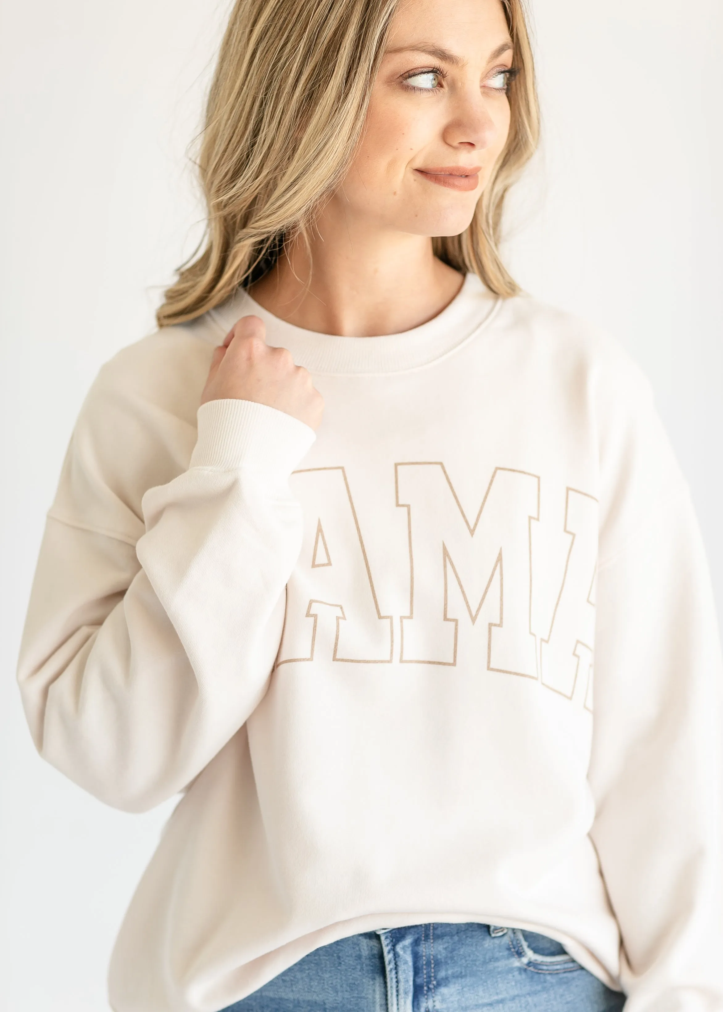 Mama Graphic Crewneck Sweatshirt