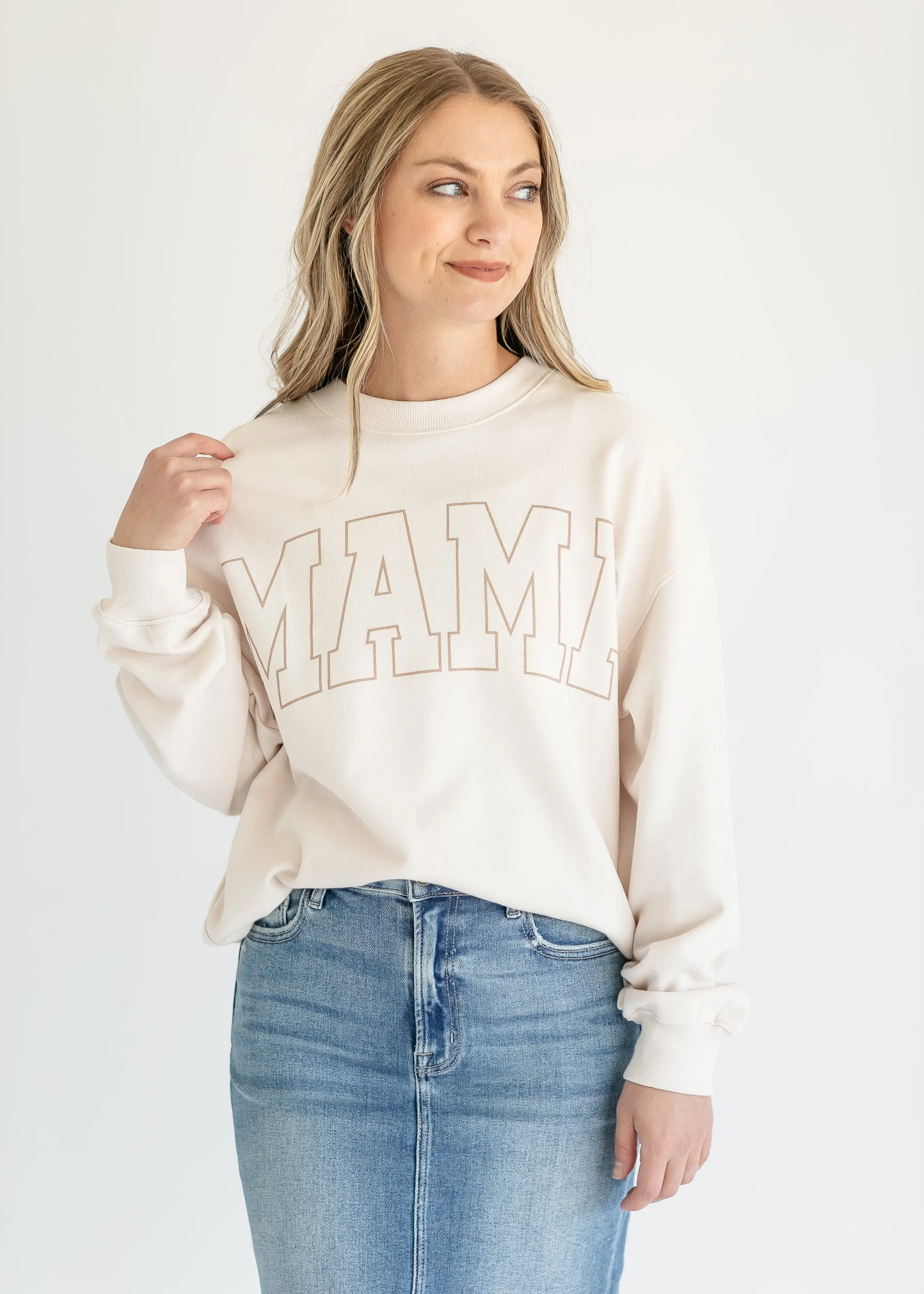 Mama Graphic Crewneck Sweatshirt