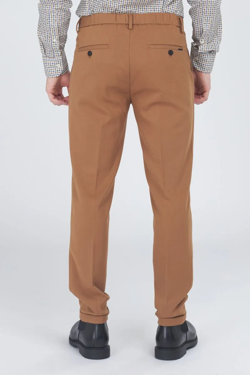 Pantalone carrot fit Uomo Biscotto