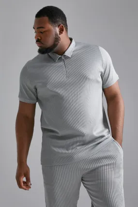 Plus Slim Fit Pleated Zip Polo