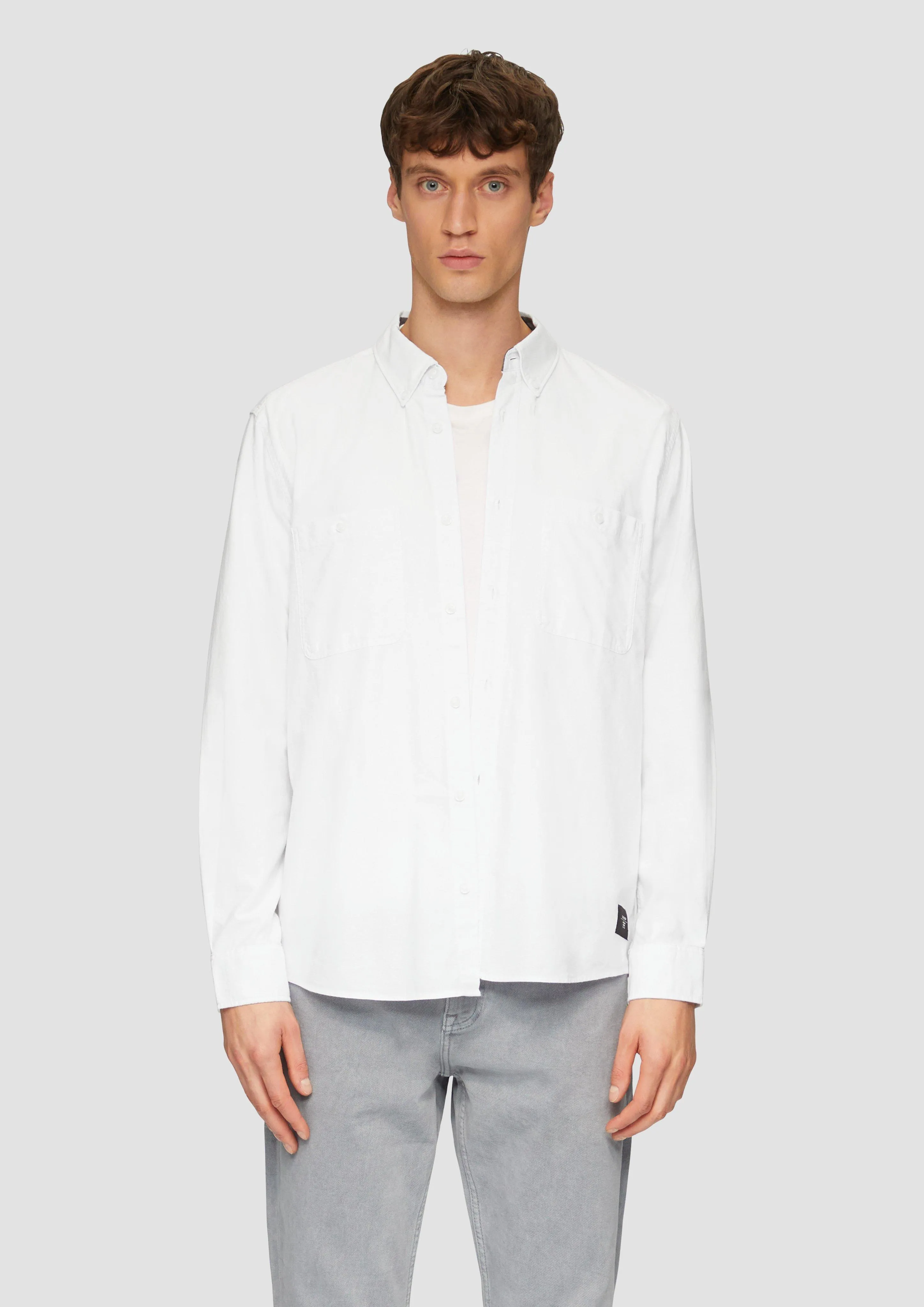 Regular fit: cotton shirt with a button-down collar