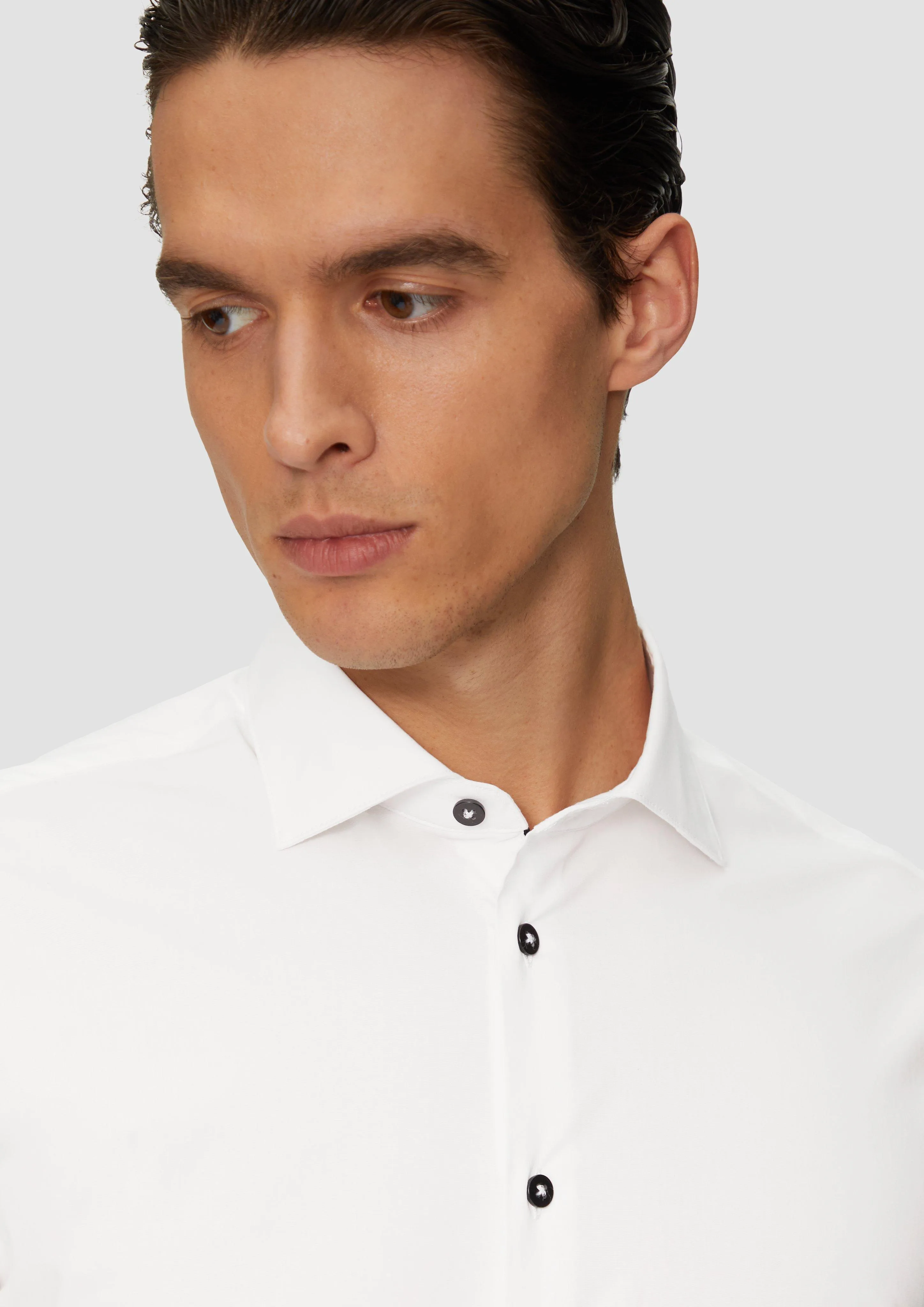 Tailored fit: poplin shirt made of stretch cotton