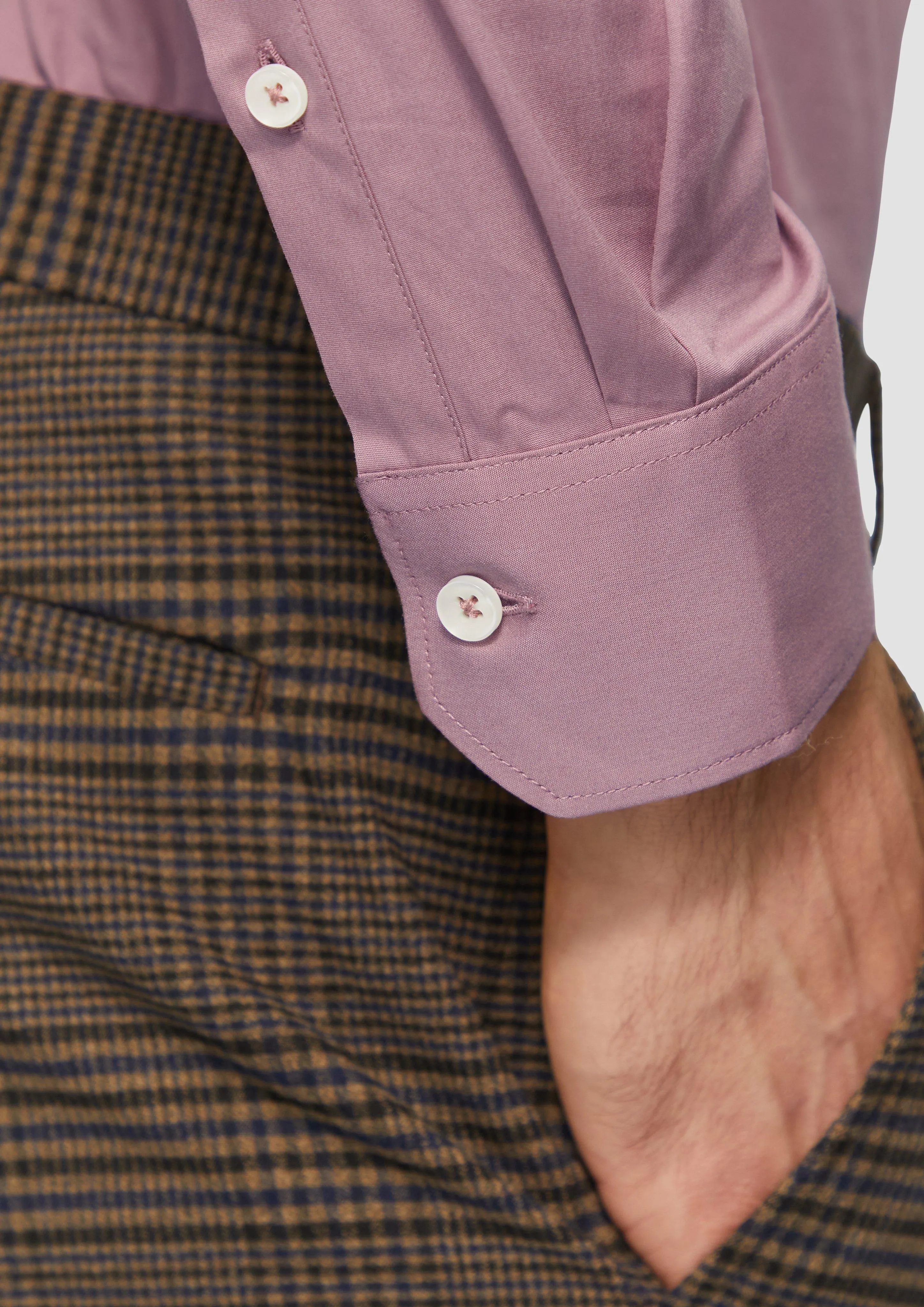 Tailored fit: stretch cotton shirt with a Kent collar