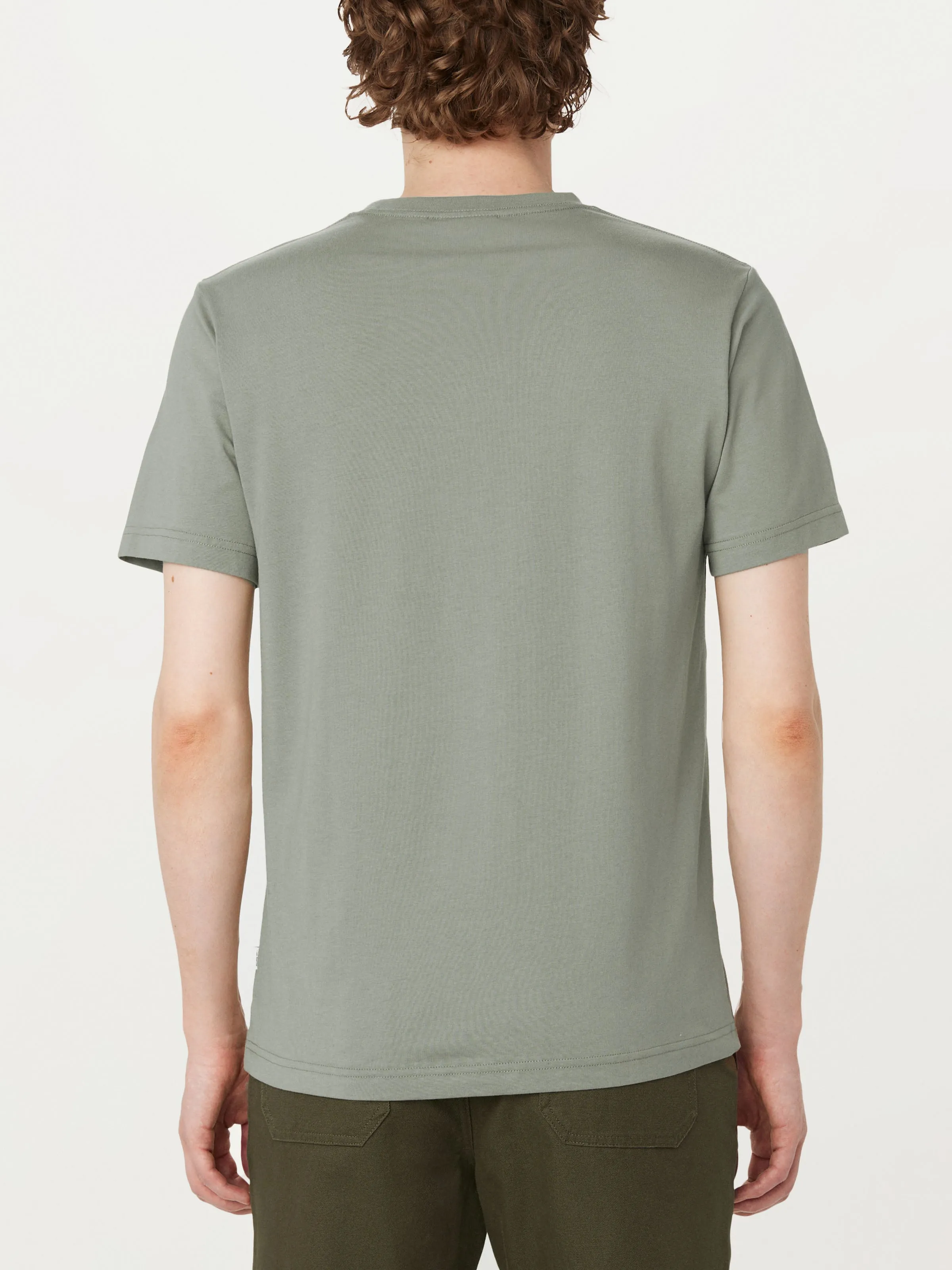 The Essential Slim T-Shirt in Vetiver Green